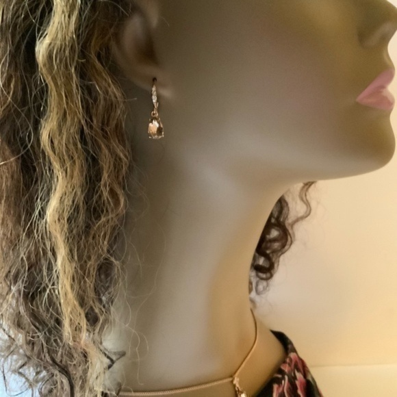 Givenchy Tear drop necklace & earrings set - Picture 6 of 8